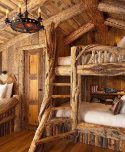 необычный дизайн спальни деревянного дома фото