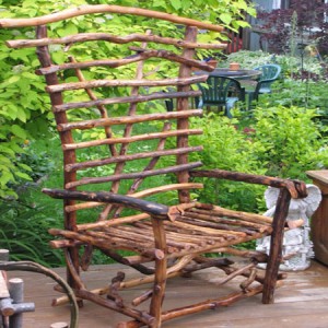 садовая мебель из дерева - кресло из веток