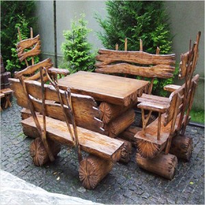 садовая мебель из дерева - стол и скамейки