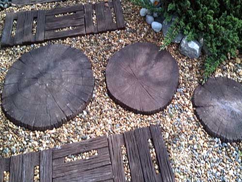 тротуарная плитка для дачи с имитацией спила дерева 