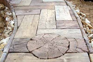 садовые дорожки из дерева иммитация из бетоных плит