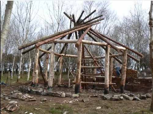 как построить дачный домик из дерева недорого