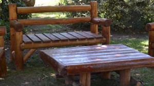 деревянные скамейки фото