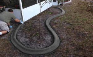 как сделать бетонный садовый бордюр